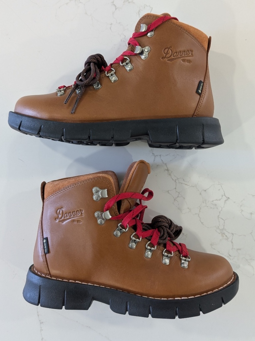 Danner Women's US 8 Eastwood Cascade Hiking Boots Brown Leather Waterproof NWOB